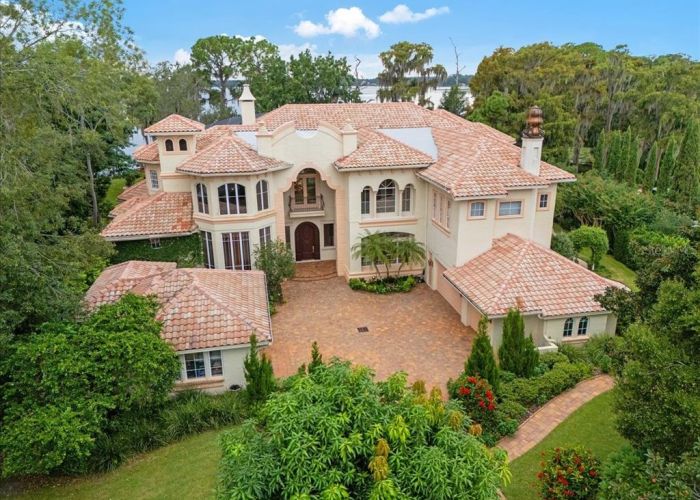 9164 POINT CYPRESS