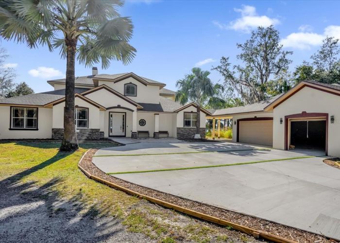168 BETHEL OAKS