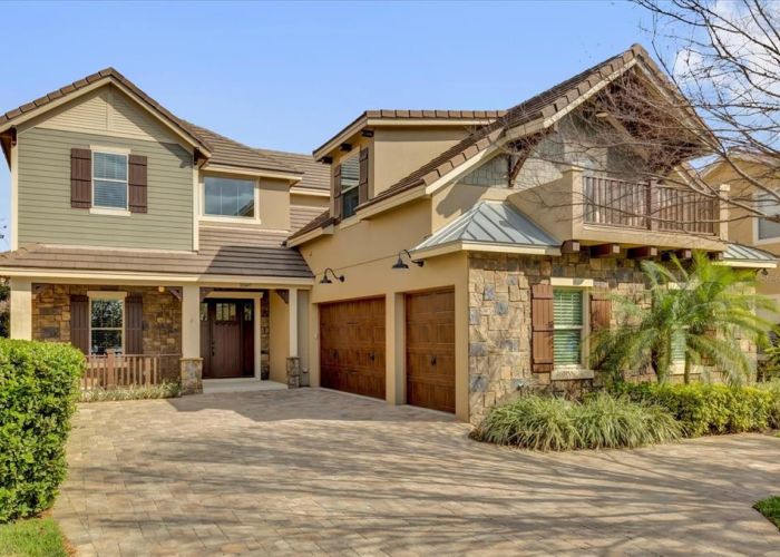 11507 CENTER LAKE