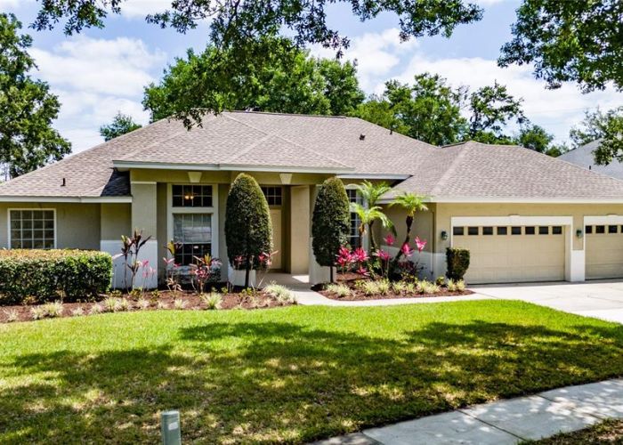 9509 BAYCLIFF