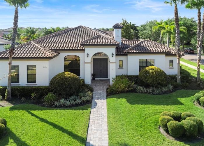 11706 WATERSTONE LOOP
