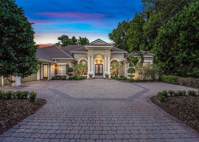 1810 OAKBROOK