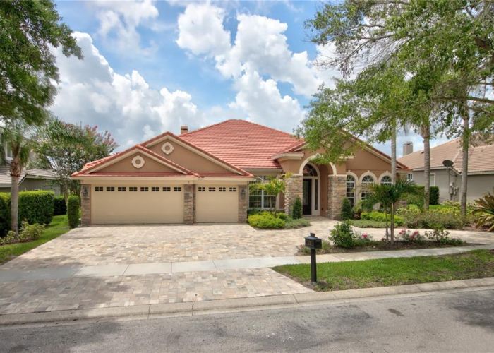 1528 LANGHAM