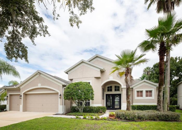 697 BROADOAK