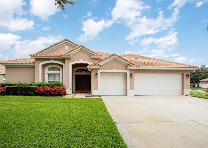 6631 CRESTMONT GLEN