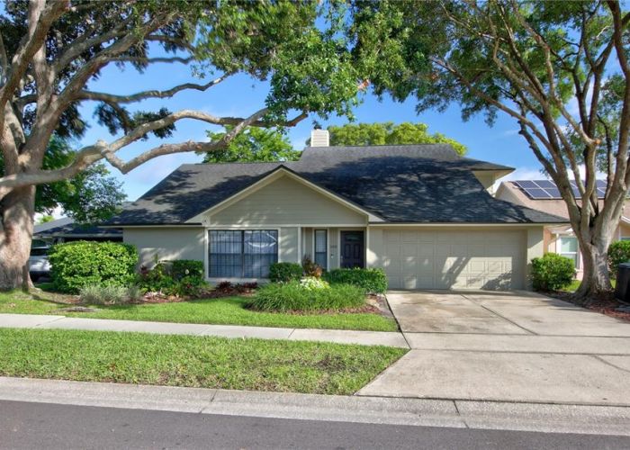 598 BROOKFIELD