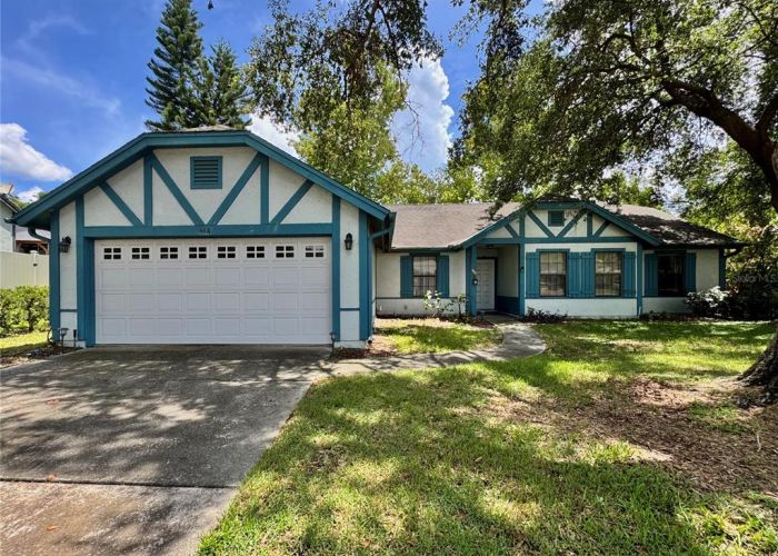 448 AUTUMN OAKS