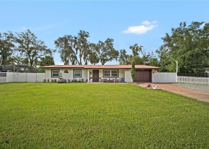 427 W LAKEVIEW AVE