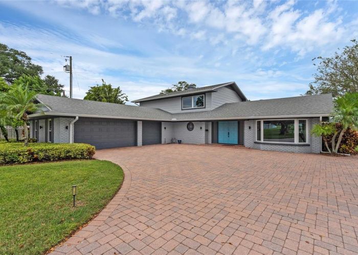 2919 CULLEN LAKE SHORE