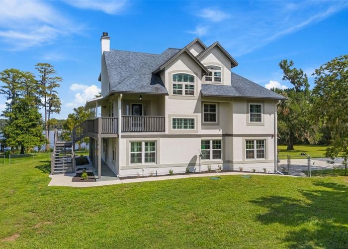 16692 LAKE PICKETT