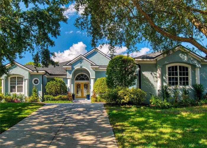 253 GLEN ABBEY