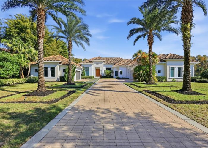 6149 GROSVENOR SHORE DR