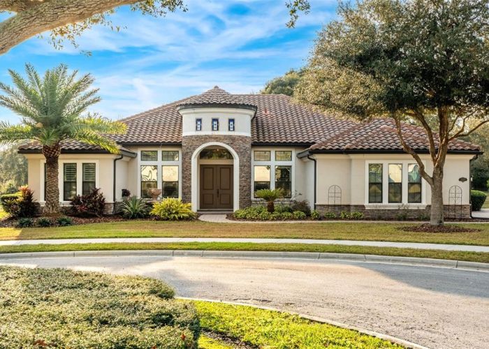 25870 CROSSINGS BLUFF