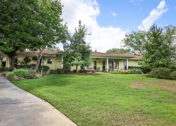 102 PINEVIEW
