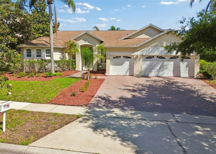 8607 TERRACE PINES
