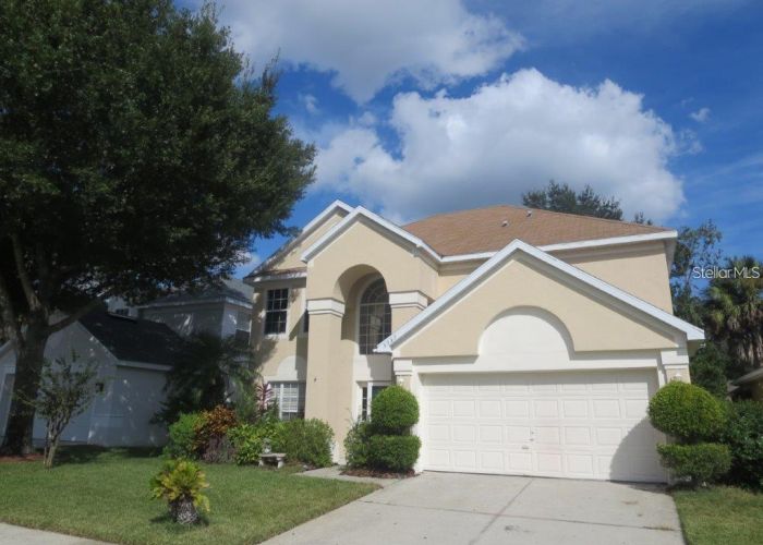 3537 MOSS POINTE