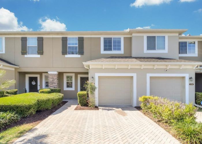 2726 RIVER LANDING