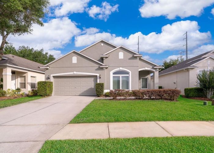 9330 MARSH OAKS