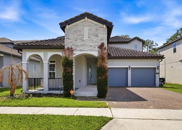 12688 SALOMON COVE