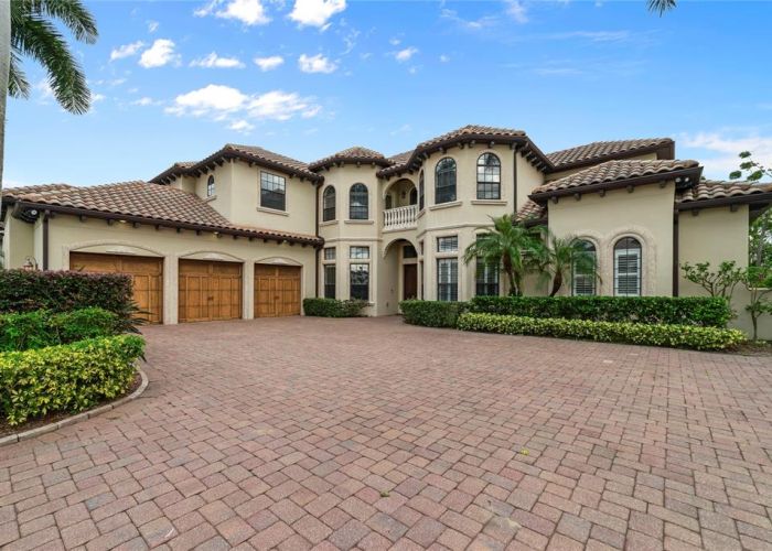 9226 BAYWAY