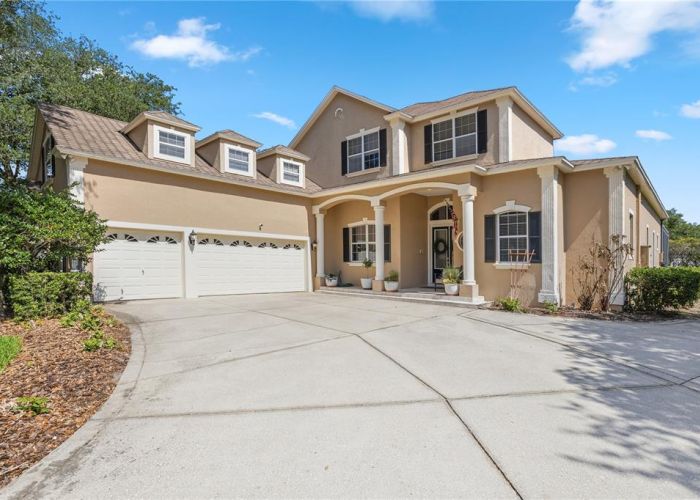 9527 QUEENSBURY