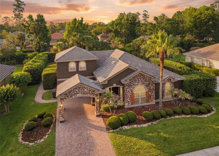 1707 COTTONWOOD CREEK
