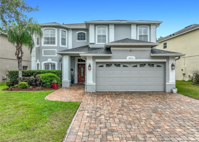 2627 LAKEMOOR