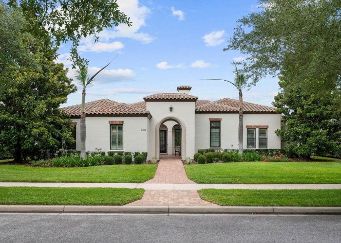 11832 WATERSTONE LOOP