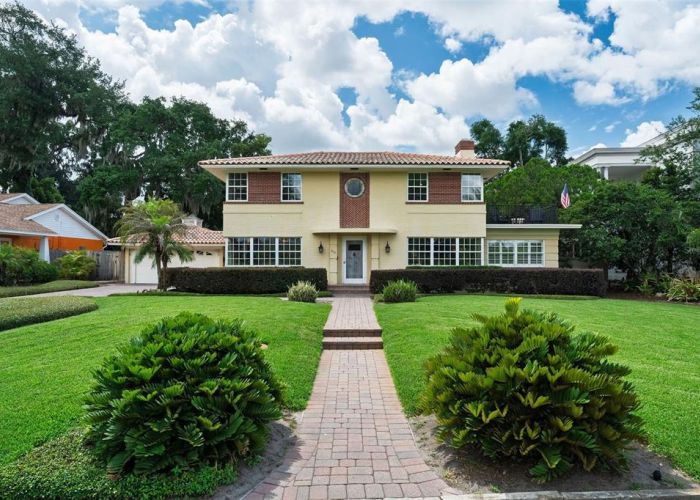 830 LAKE DAVIS