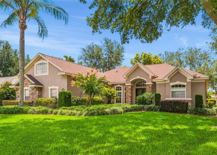 12426 LAKE VIEW