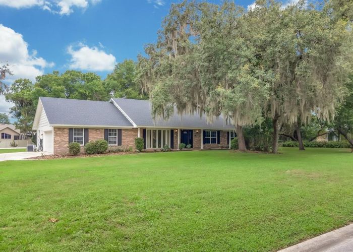 112 FOREST PARK
