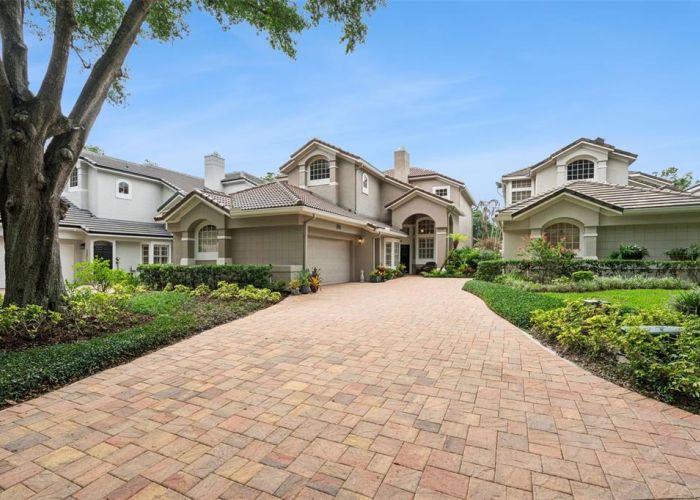 1279 GLENCREST