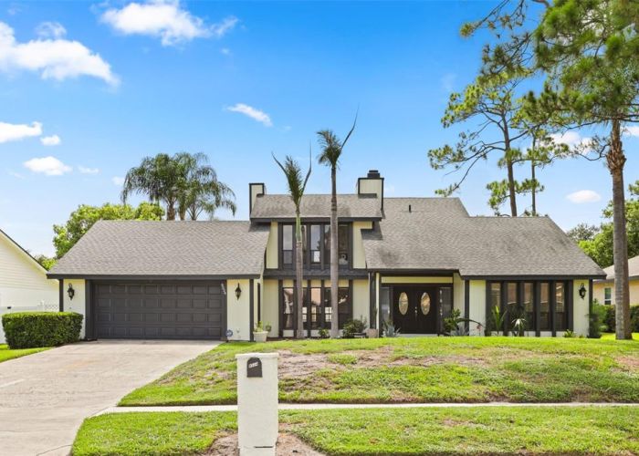 9524 BAY VISTA ESTATES