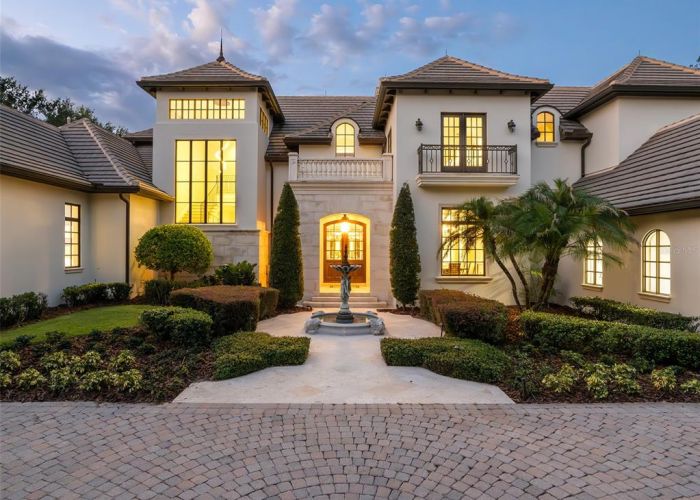 9921 LAKE LOUISE