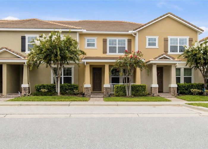 11425 BROWNSTONE