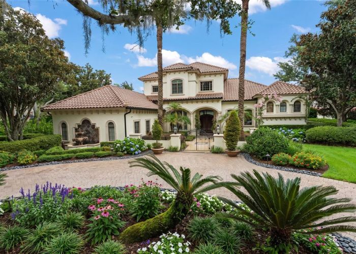 6055 LOUISE COVE