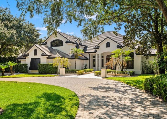 9222 SLOANE