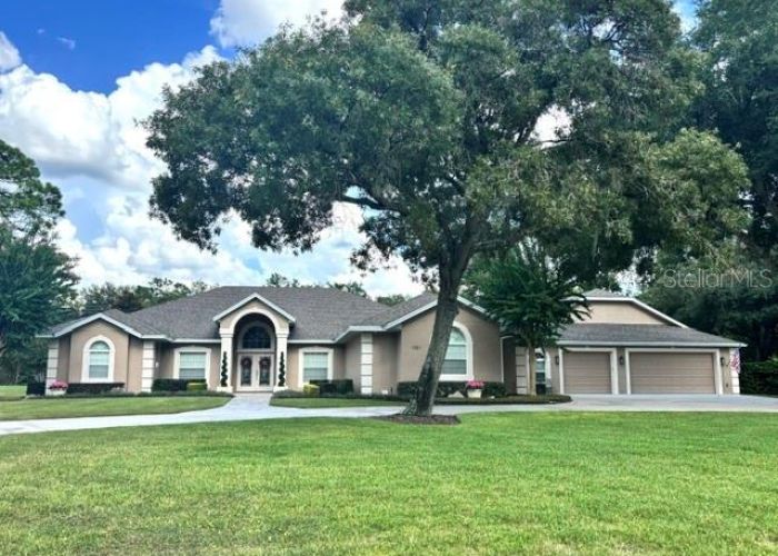 1701 TIMBER EDGE