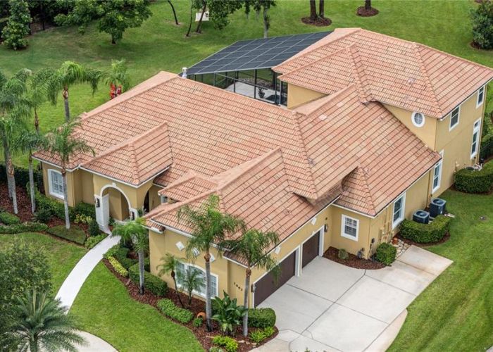 1063 HENLEY DOWNS