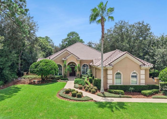 1738 BRACKENHURST