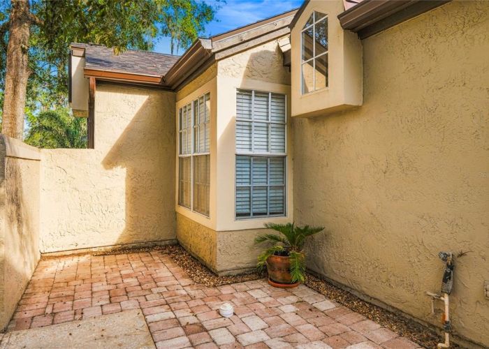 1416 FARRINDON