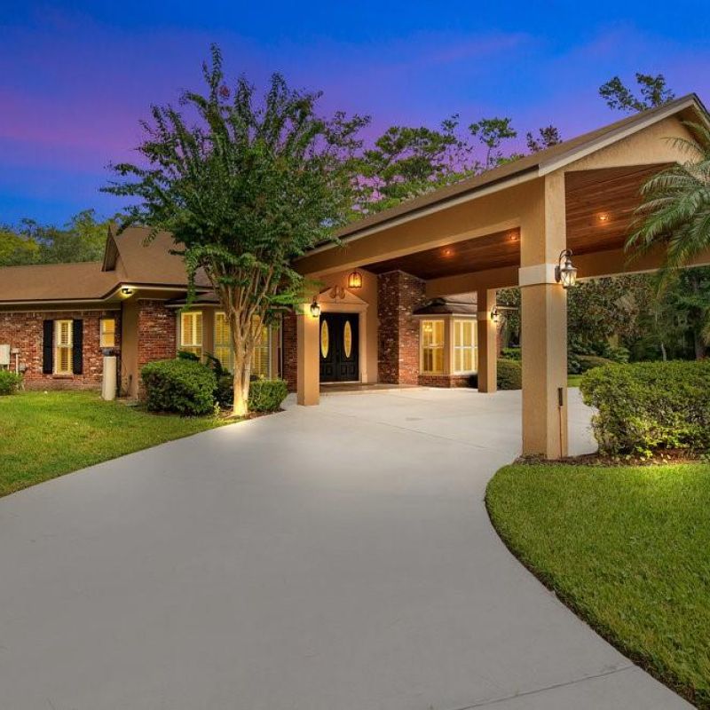 2083 BILTMORE