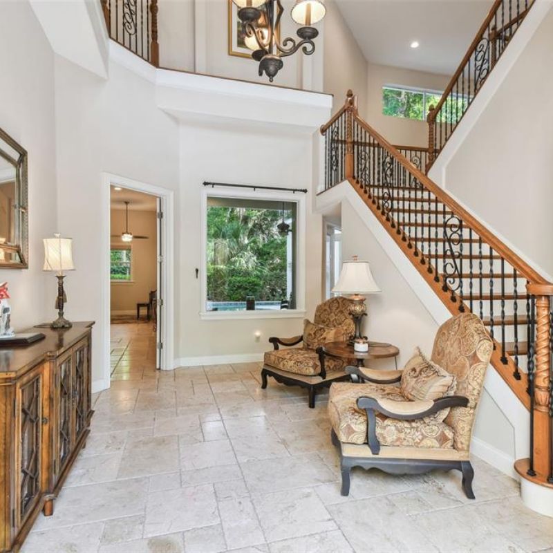 755 CRANES COURT