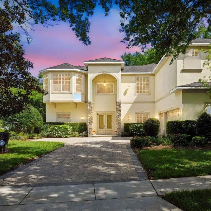 755 CRANES COURT