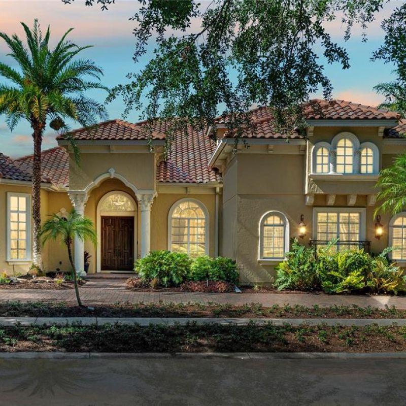 1070 HENLEY DOWNS