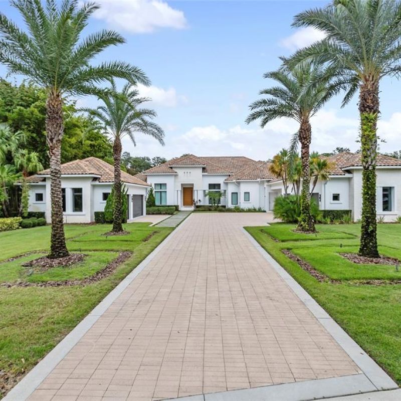 6149 GROSVENOR SHORE DR