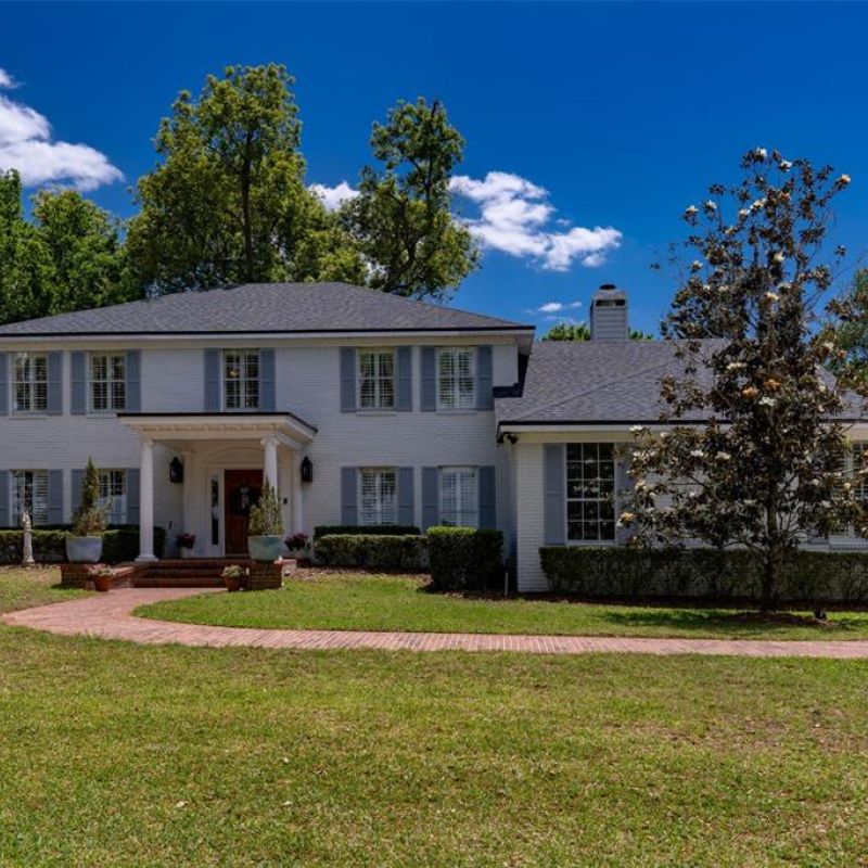 530 LAKE CATHERINE