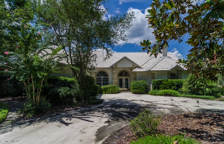 Luxury Home for Sale in Heathrow Florida